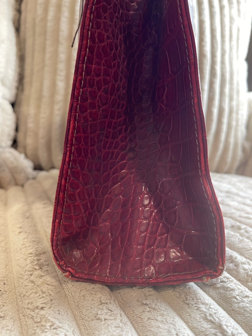 Liz Claiborne Croc-Embossed Tote in Deep Wine - Picture 3 of 9